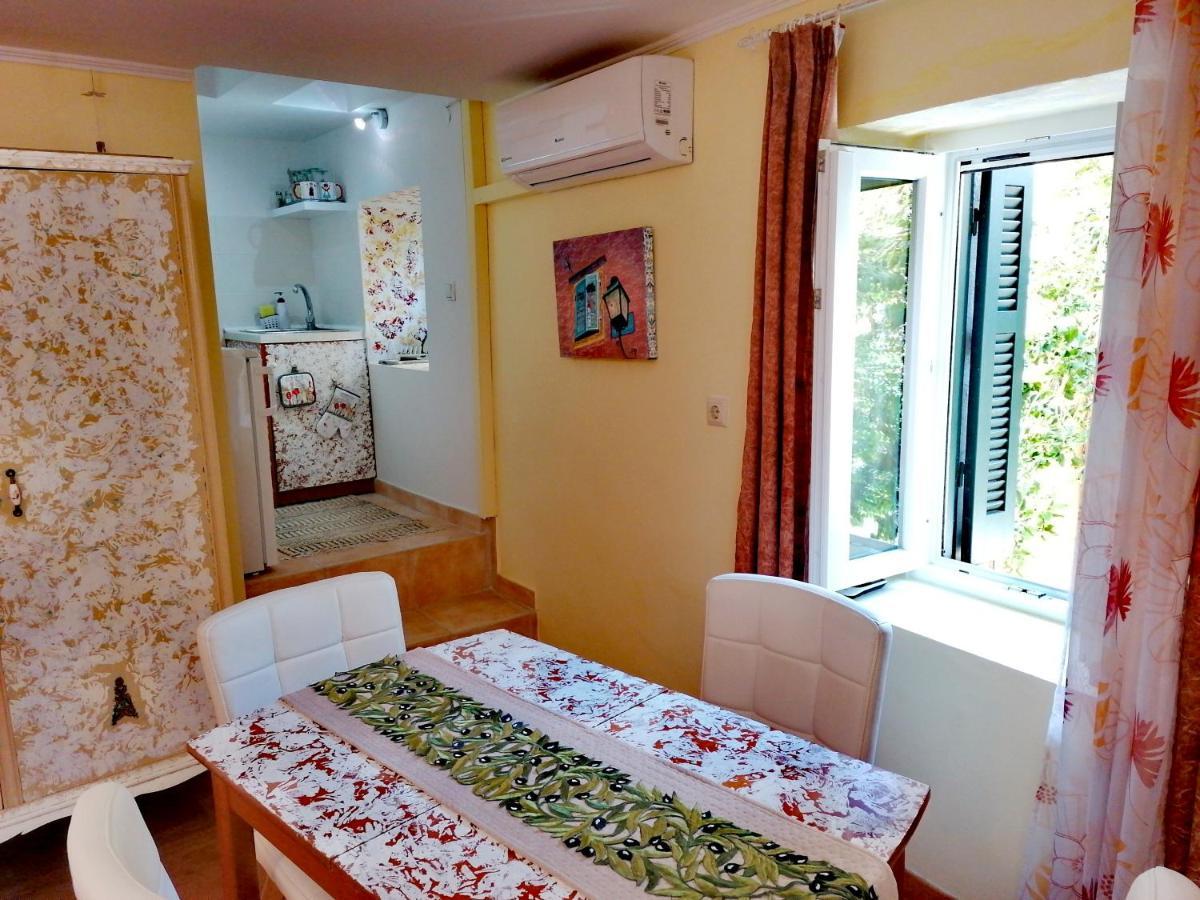 Venetian Well Cozy Apartment Corfu Old Town Eksteriør billede