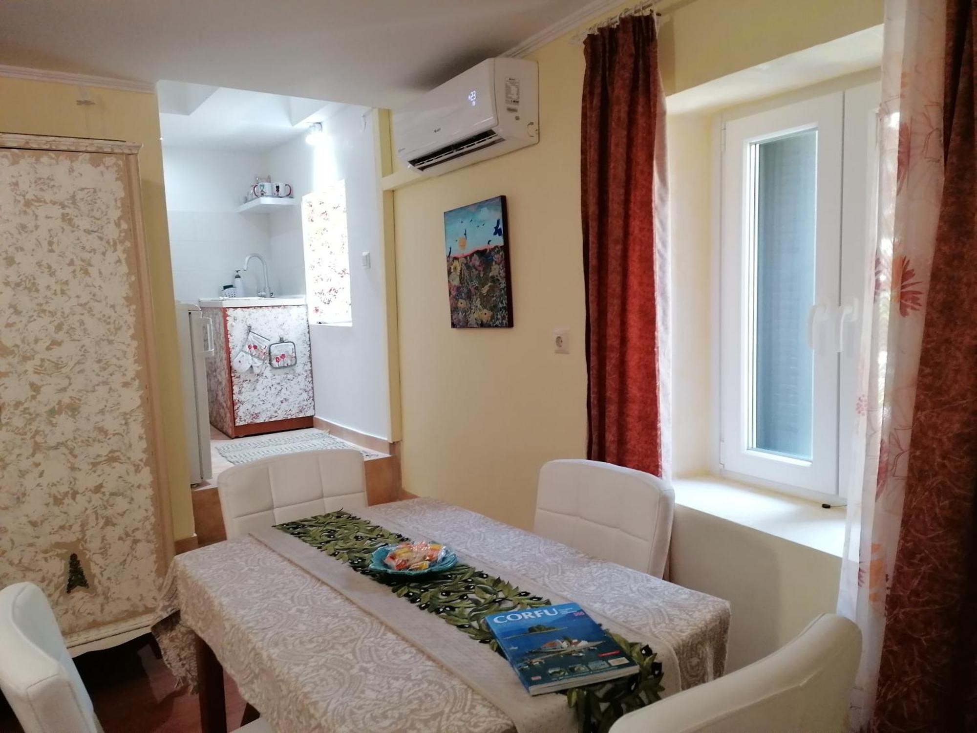 Venetian Well Cozy Apartment Corfu Old Town Eksteriør billede