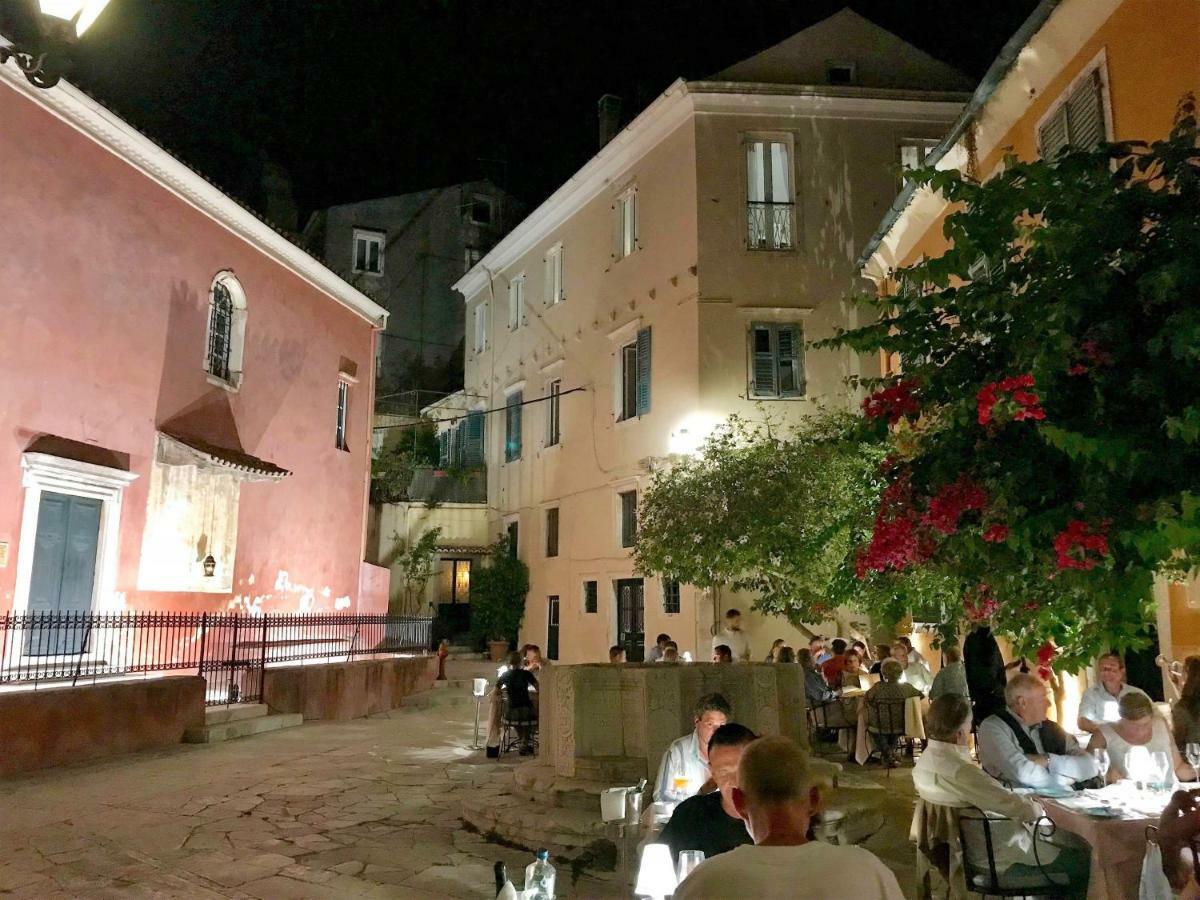 Venetian Well Cozy Apartment Corfu Old Town Eksteriør billede