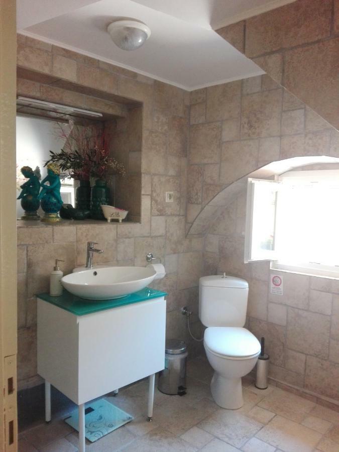 Venetian Well Cozy Apartment Corfu Old Town Eksteriør billede